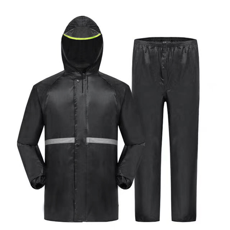 Abrigo con capucha y pantalón  - Motorcycle Gear Mens reseña y precio