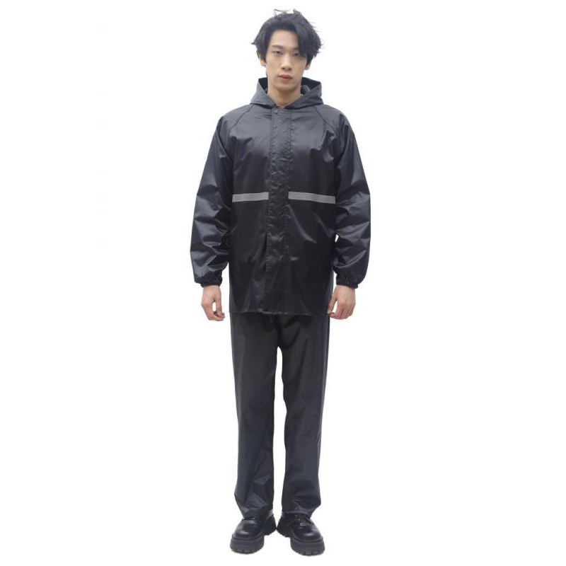 Abrigo con capucha y pantalón  - Motorcycle Gear Mens reseña y precio